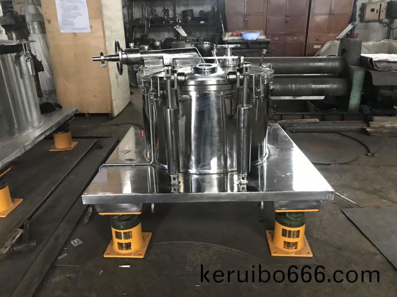 筦(guan)式離心機(ji)